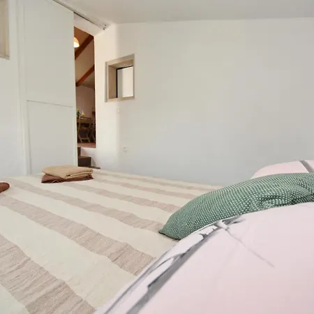 Kata Villa *